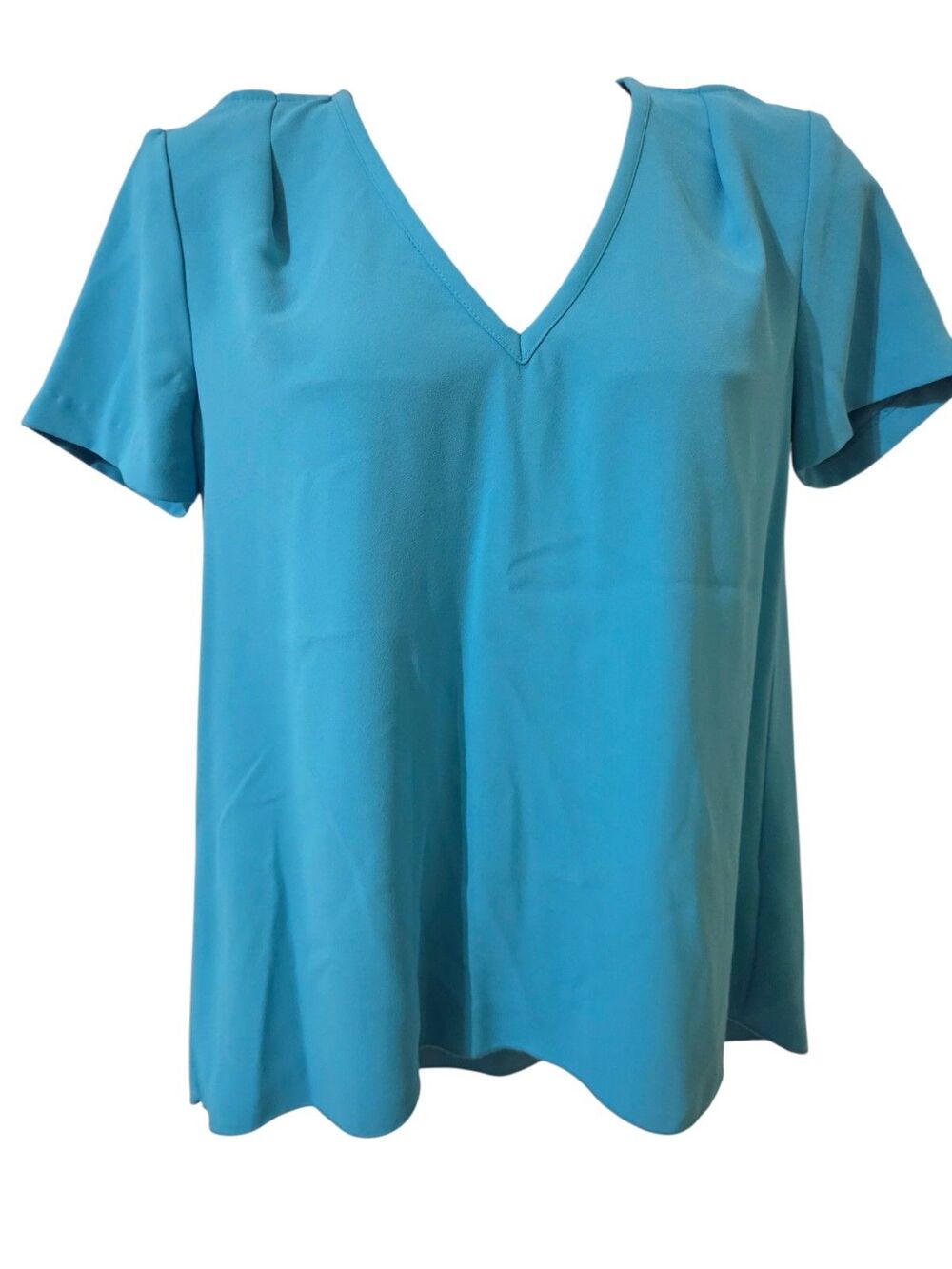 Trina Turk Blouse M Blue V Neck Short Sleeve Tunic High Low Keyhole Shoulder D18